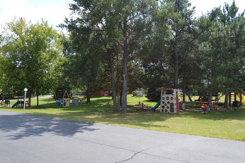 Summer Breeze Resort Wisconsin Dells Exterior foto