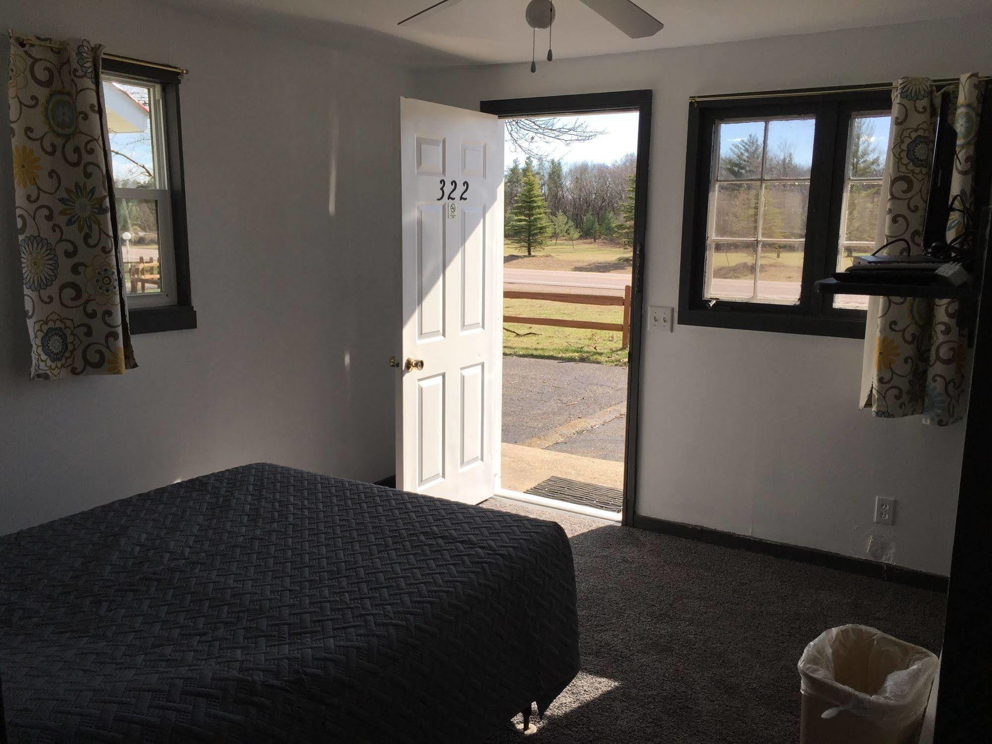 Summer Breeze Resort Wisconsin Dells Exterior foto